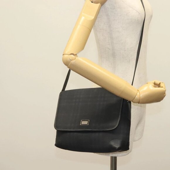 Burberry Handbags - BURBERRY Nova Check Shoulder Bag PVC Navy Auth BA5497